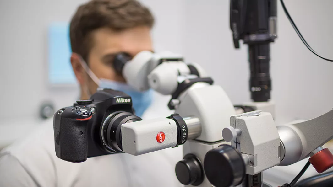 Стоматологічний дентальний мікроскоп Оланко Дентал