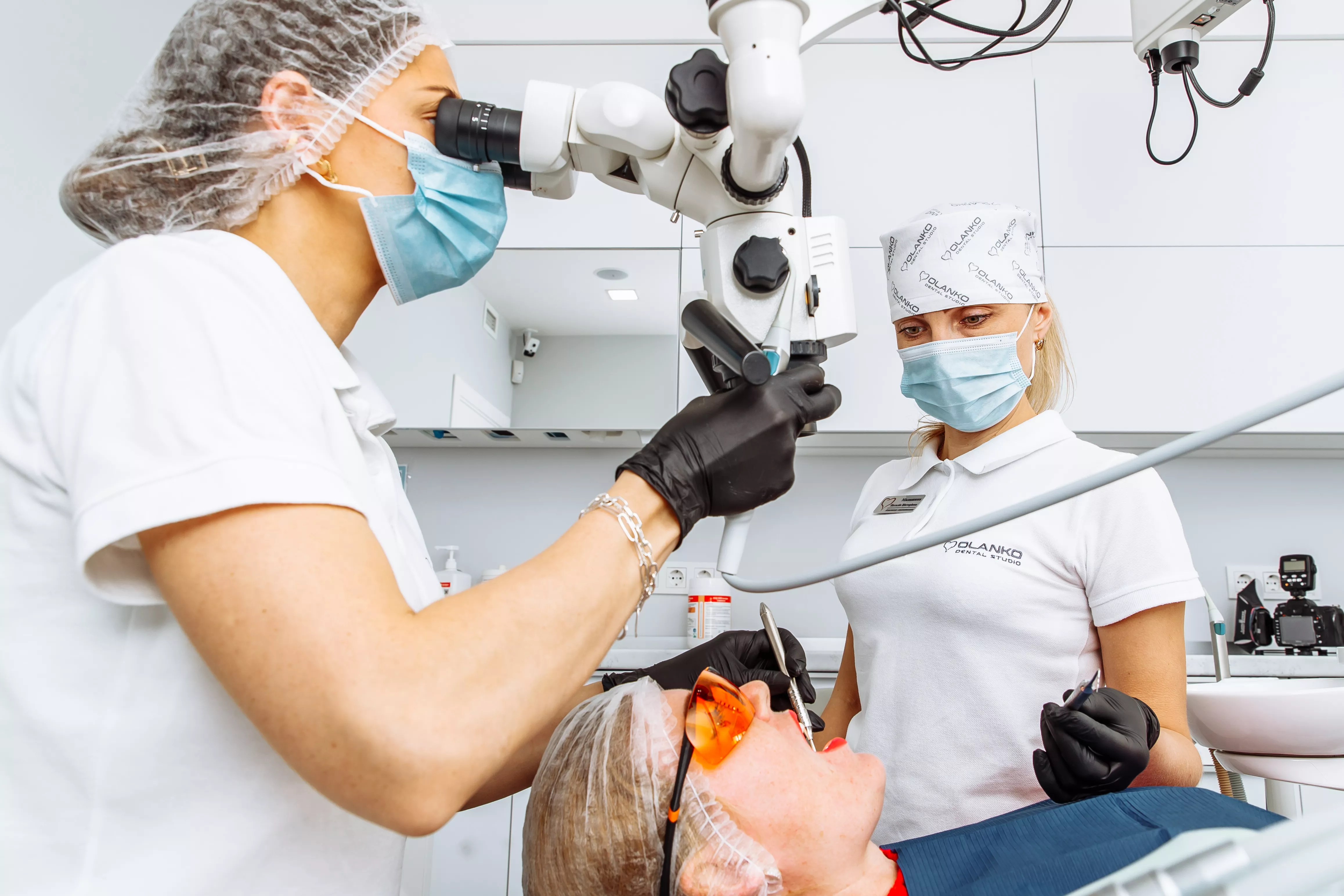 Пломбирование каналов зуба под микроскопом в Киеве, Броварах