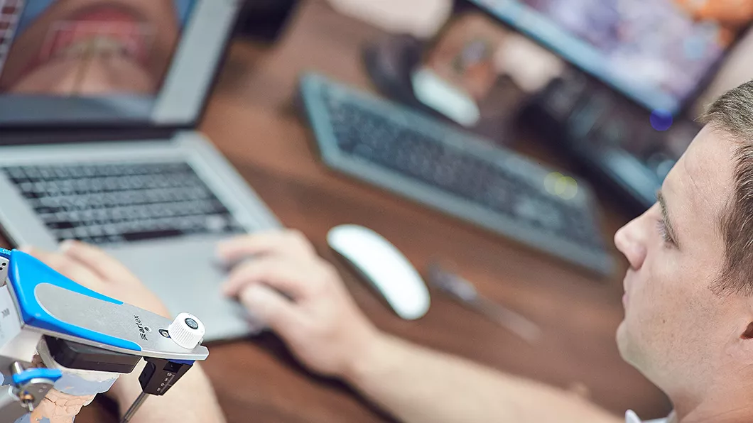 Создание контурного проекта в программе протезирование зубов, цена, Оланко Бровары, Киев